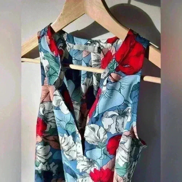 Dalia Women’s Colourful Red Blue Floral Sleeveless Blouse Art to Wear Small - Picture 8 of 10